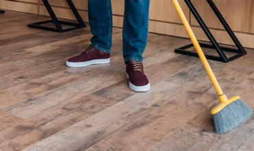 Hardwood cleaning | Speers Road Broadloom