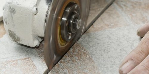 Tile installation | Speers Road Broadloom